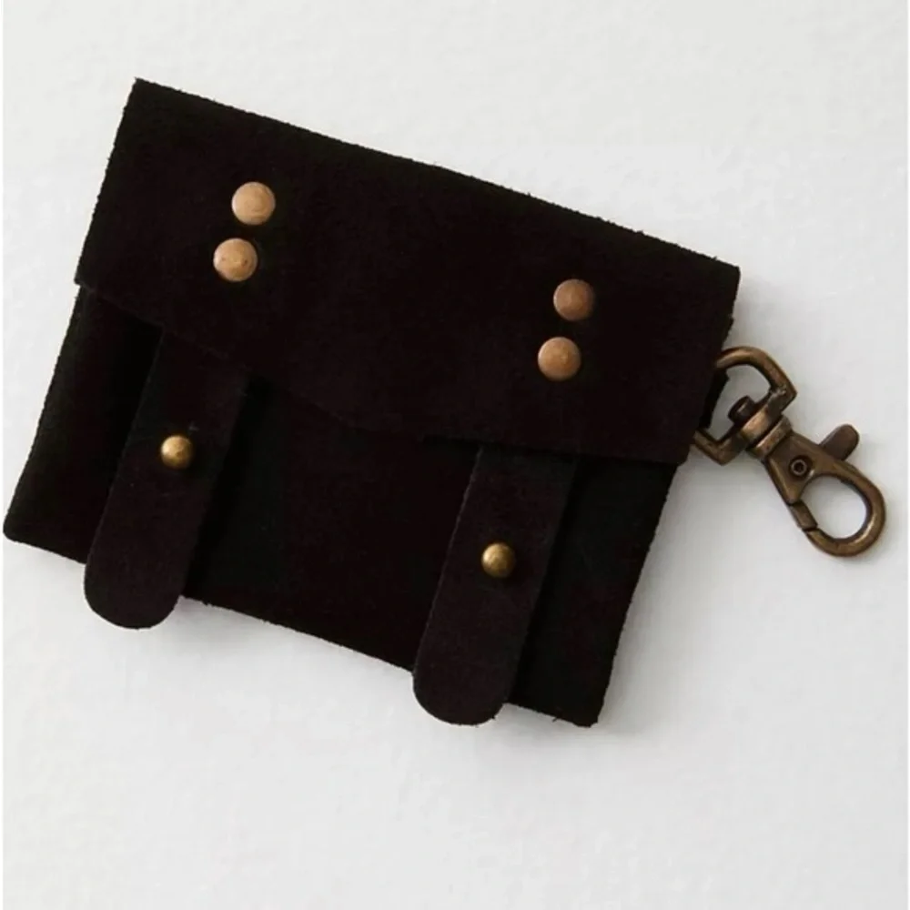 New🌟 Free People -Mini Eva Wallet in Beige Suede